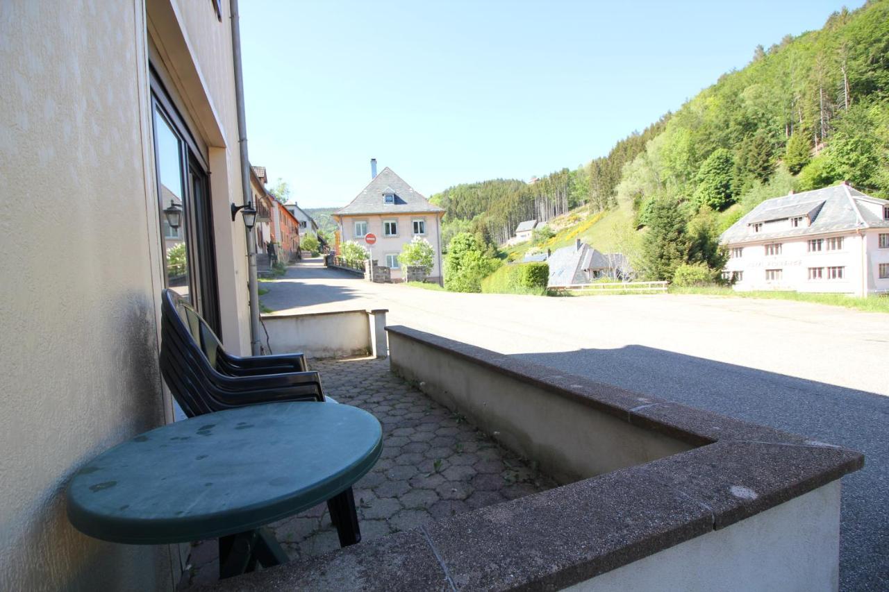 Gîte Lion d'Or Le Bonhomme Extérieur photo